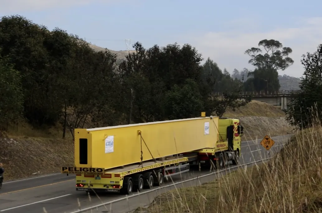 Indivisible Cargo Transport