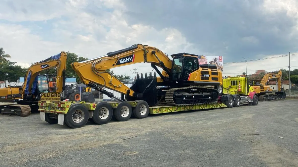 Heavy Machinery Transport for Mining